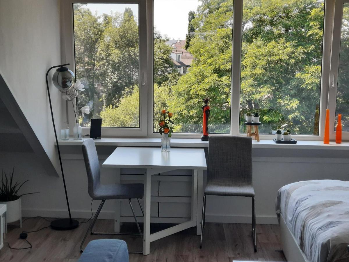 Studio 76 Groningen Met Gratis Leenfietsen Hotel Екстериор снимка