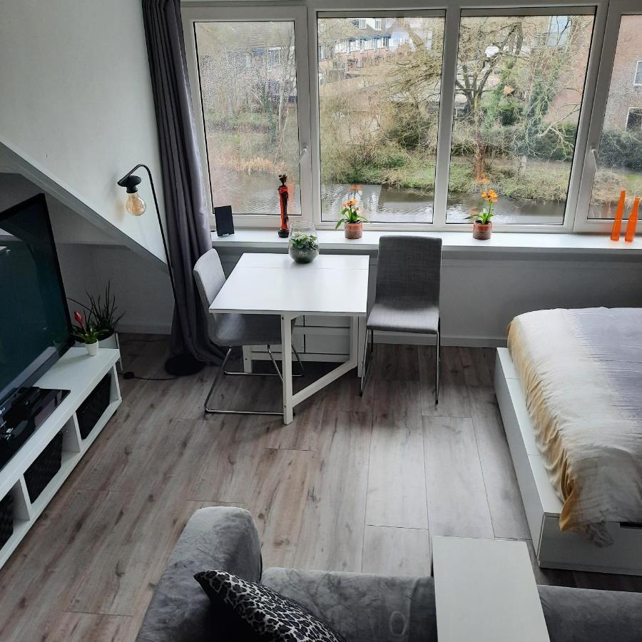 Studio 76 Groningen Met Gratis Leenfietsen Hotel Екстериор снимка